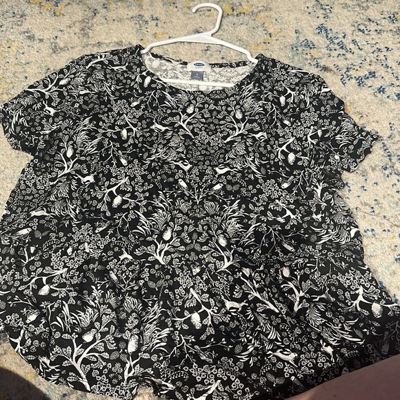 Old Navy printed shirt - size L - Picture 2 of 3